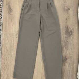 Aritzia effortless pant